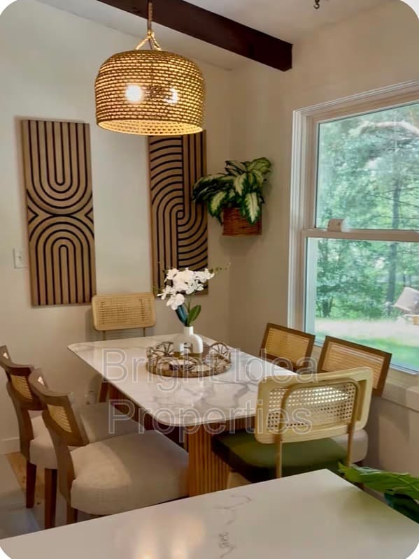 Saint Paul House: 896 Hadley Lane North