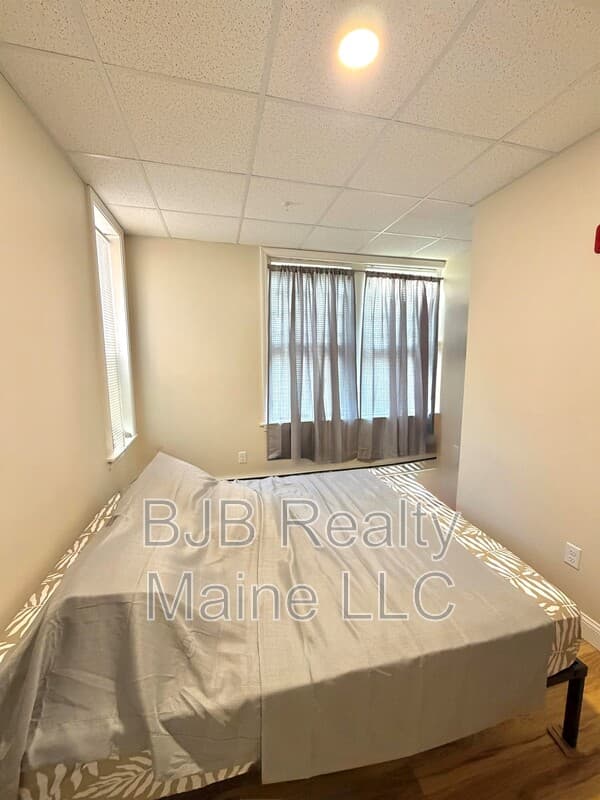 Portland Condo: 503 Cumberland Avenue