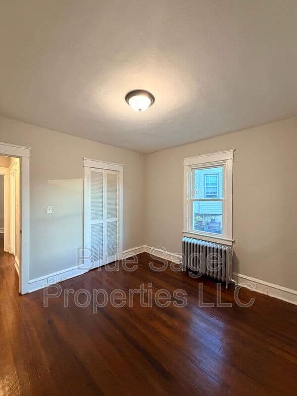 Prospect Park House: 611 11th St