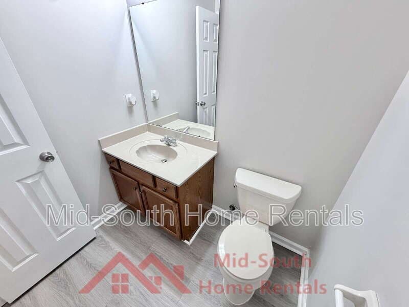 Arlington House: 11236 Wolf Woods Dr