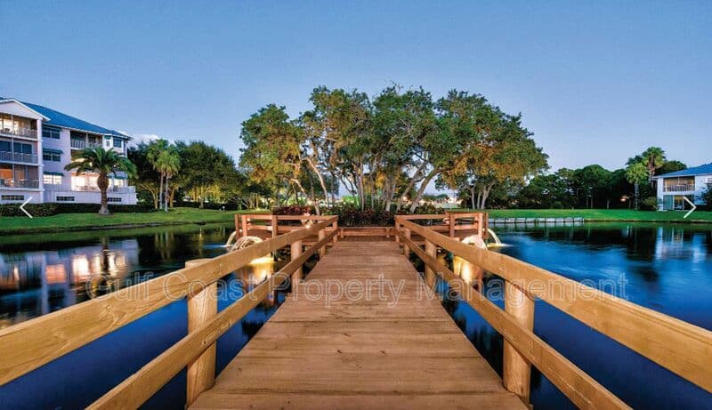 Osprey House: 260 Hidden Bay Dr