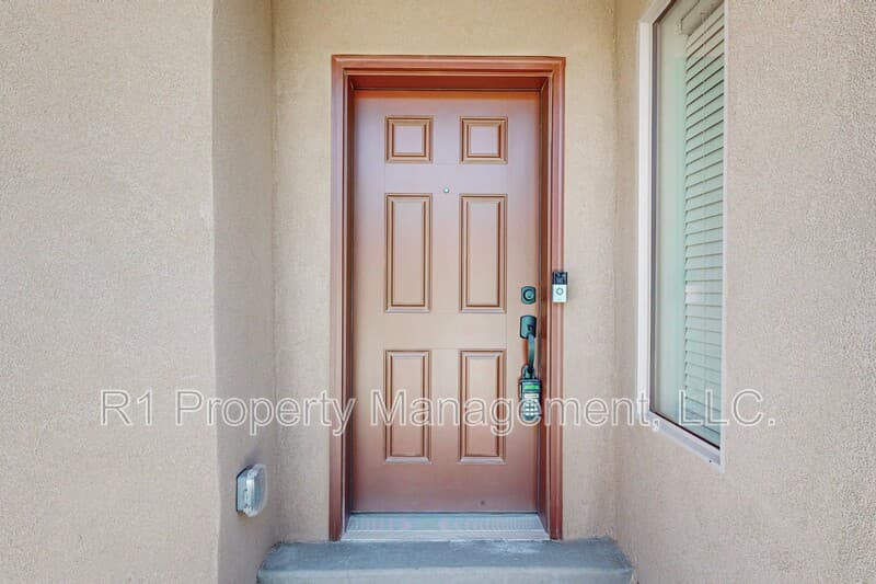 Rio Rancho House: 308 Prism Avenue Southwest