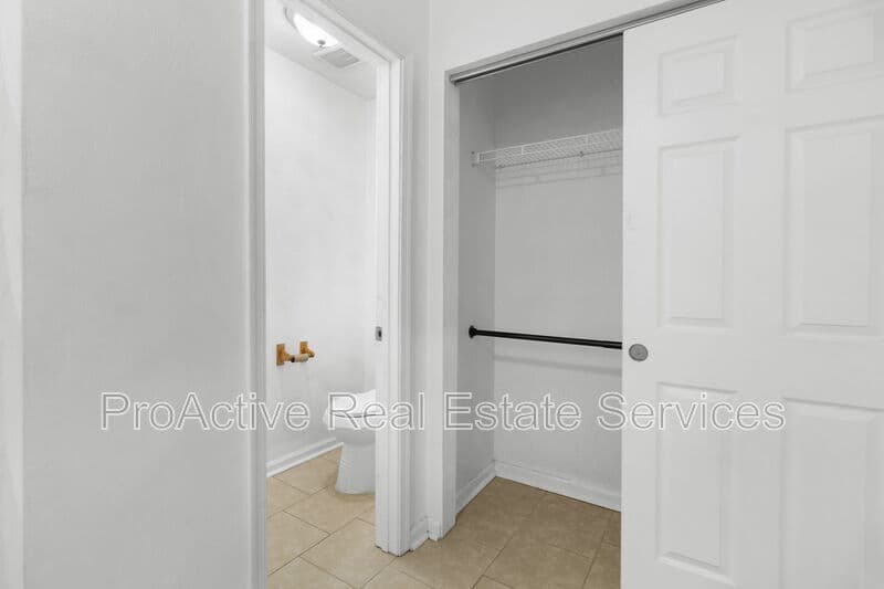 Norfolk House: 905 Tifton Street