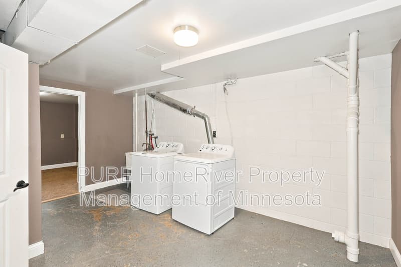 Fridley House: 580 Fairmont St NE