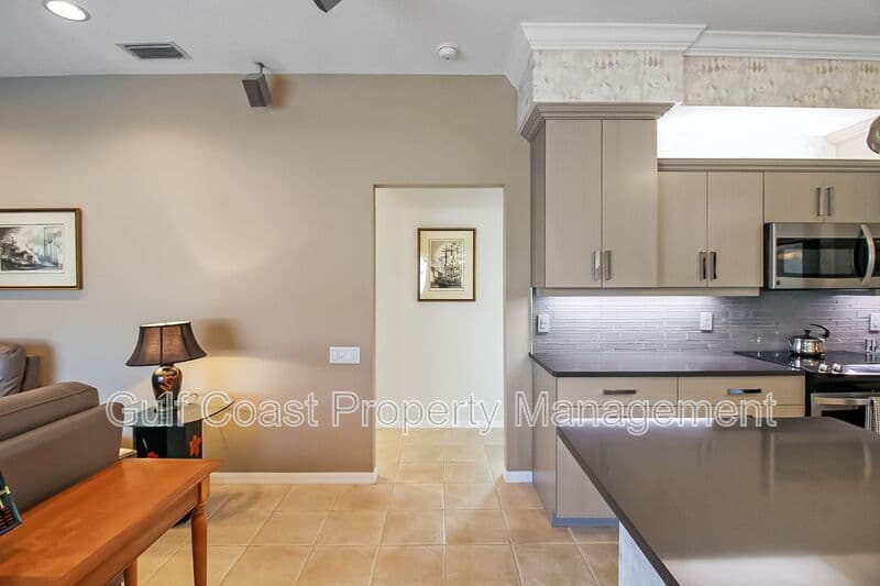 Nokomis House: 2107 Calusa Lakes Blvd