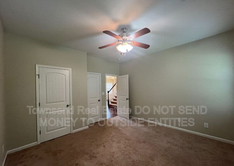 Fayetteville House: 6426 Burnside Place