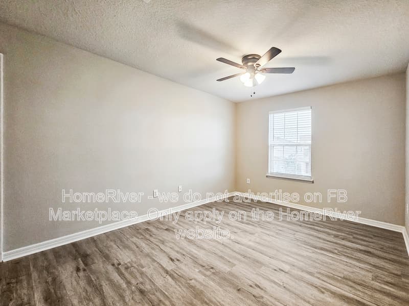 Land O Lakes House: 10328 Hawks Landing Dr