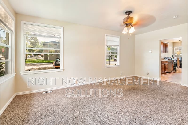 Boise House: 2903 West Madison Avenue