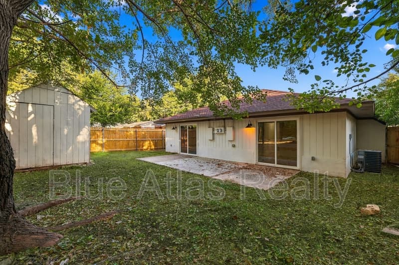 Arlington House: 116 Maple Street - A
