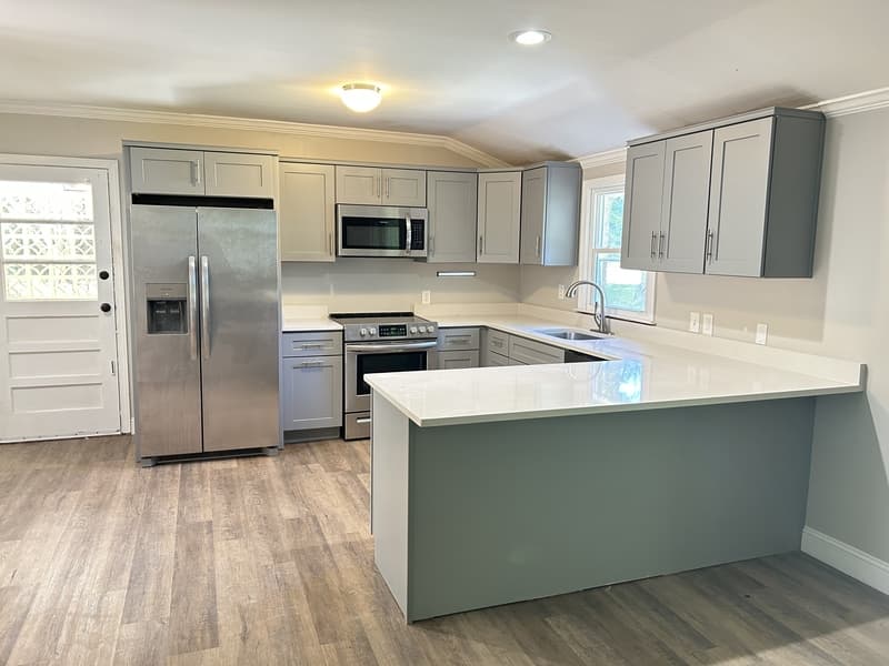 Greenville House: 105 Spring Valley Road