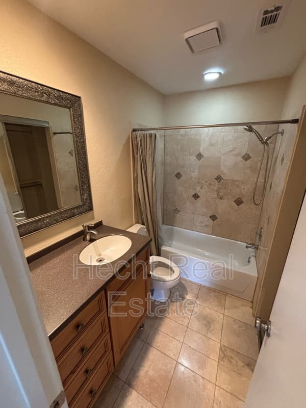 Austin Condo: 1411 Gracy Farms Lane