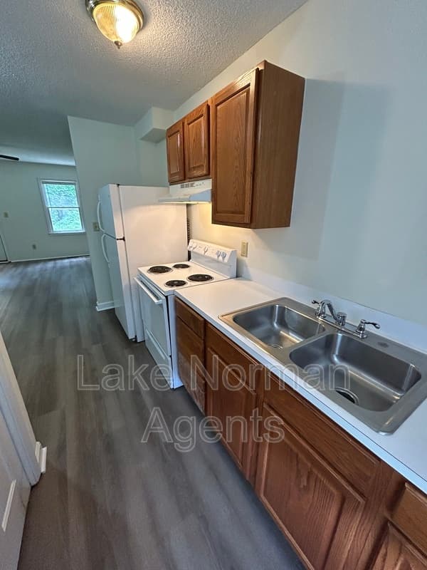 Denver Condo: 4709 Grassy Creek Rd