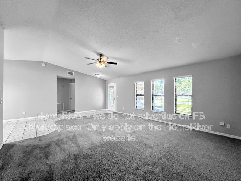 Edgewater House: 2811 Queen Palm Dr