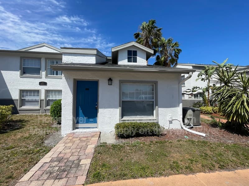 Tampa Condo: 8517 Lincoln Cove Dr