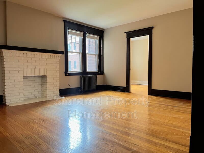 Buffalo Condo: 196 Crescent Avenue
