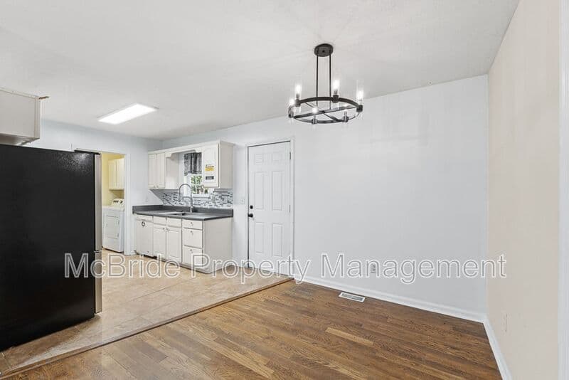 Martinez House: 4331 Roswell Drive