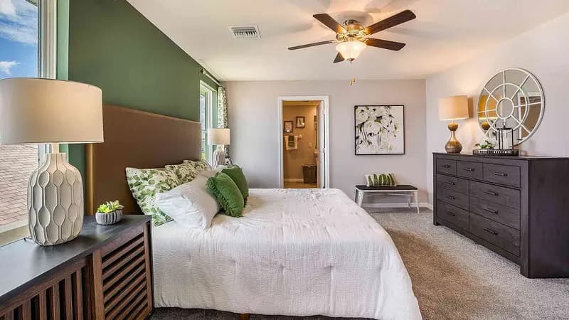 Parrish House: 10215 Charlotte Drive