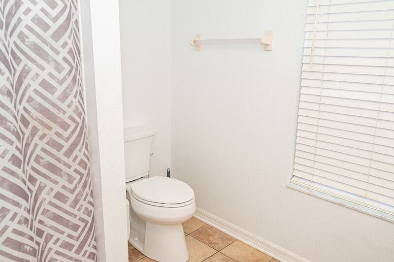 Orlando House: 2648 University Acres Drive