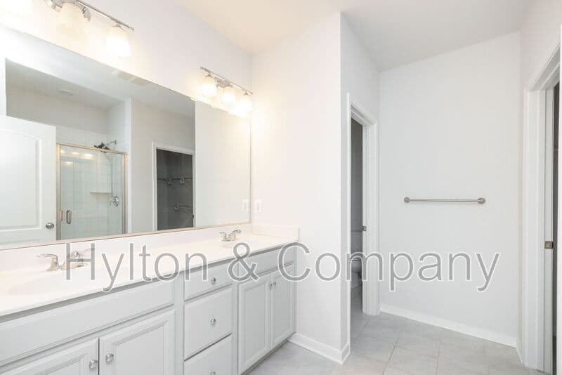 Richmond Townhome: 5920 Whitehurst Ln