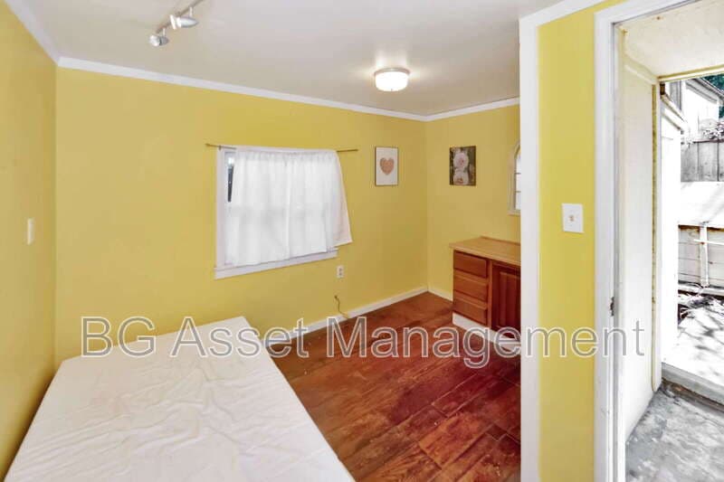Richmond House: 6606 Aqua Vista Ct