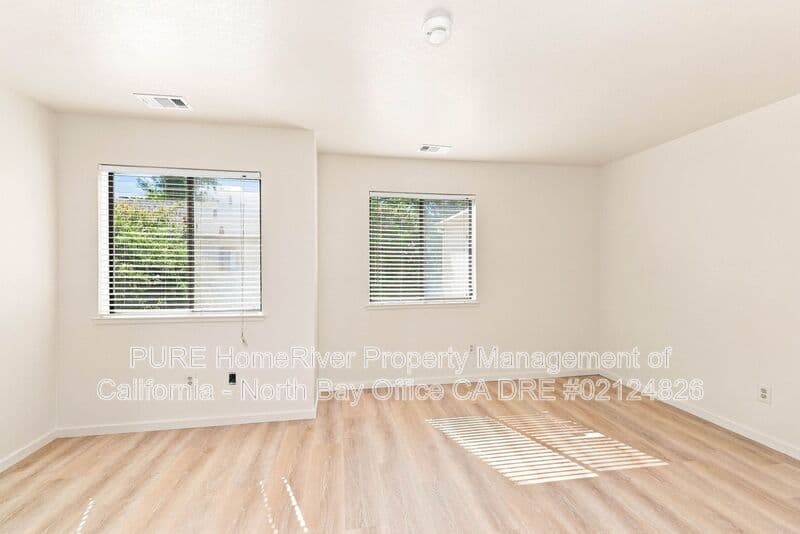 Santa Rosa Condo: 2518 Westberry Dr
