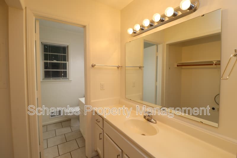 Raleigh Condo: 6116 Deerwood Pl