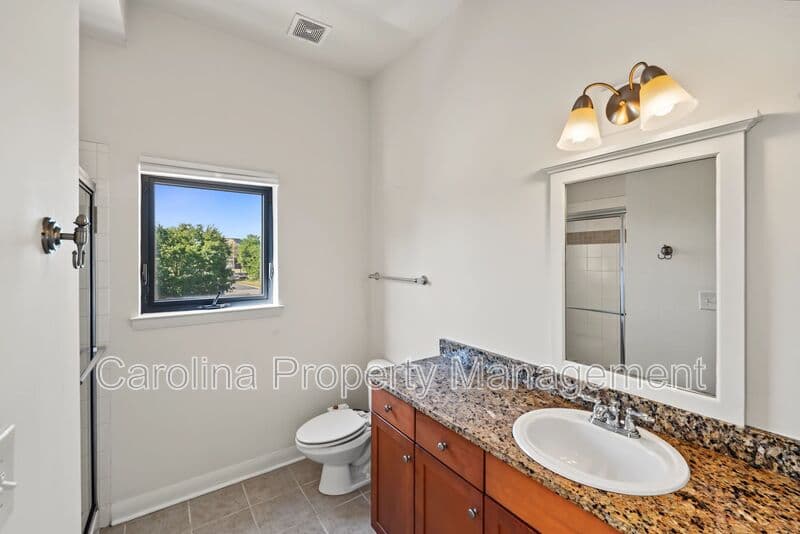 Charlotte House: 516 New Bern Station Ct