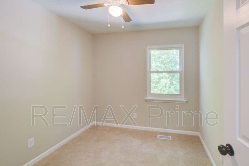 Virginia Beach House: 5375 Grand Lake Crescent