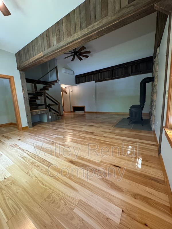 Hadley Condo: 4 Lawrence Plain Road - 1