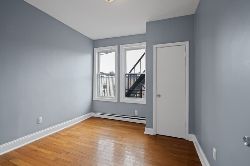 Bayonne Condo: 46 East 14th Street - 2R