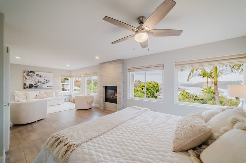 Carlsbad House: 7528 Navigator Circle