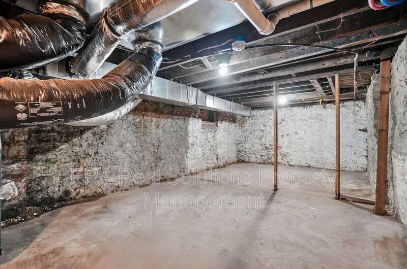 Columbus Condo: 871 Bellows Ave