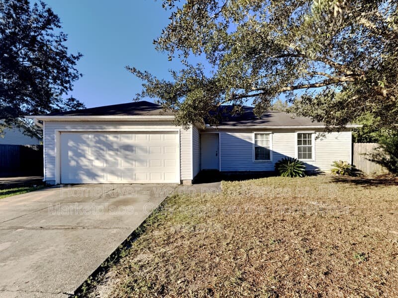 Navarre House: 6610 Federal St
