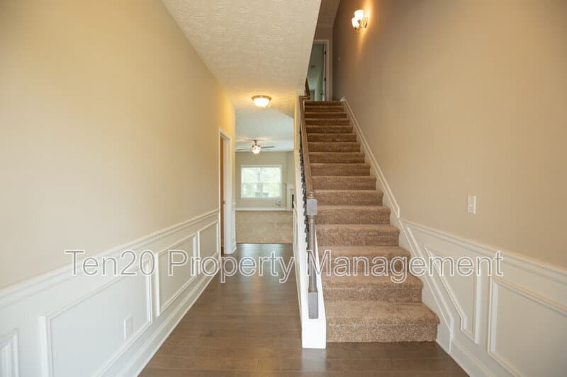 Columbus House: 6061 Townes Way
