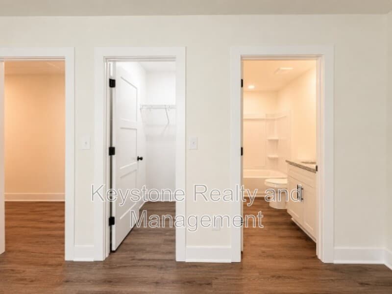 Clarksville House: 925 Ford Street