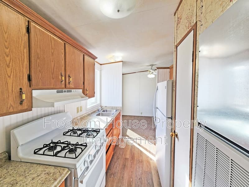 Pahrump House: 1700 Keenan Way