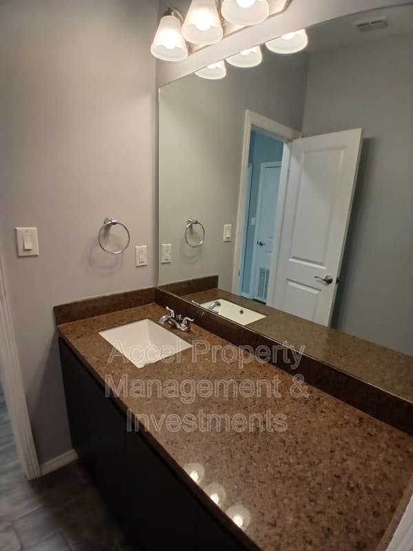 Edinburg Condo: 1805 Cari Nicole Ave.