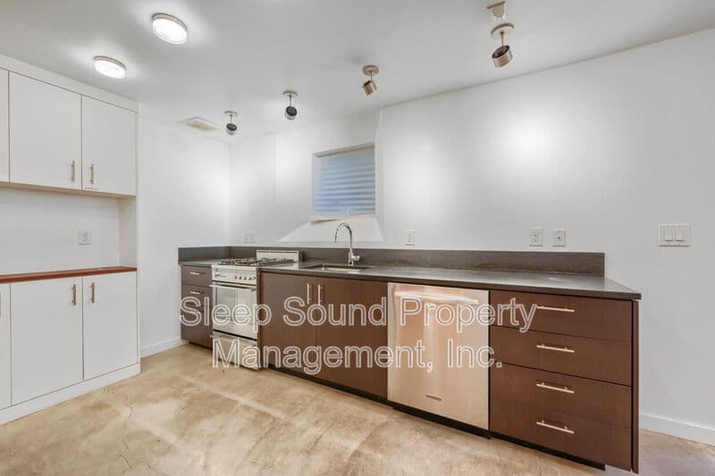 Portland Condo: 513-515 NW 18th Ave