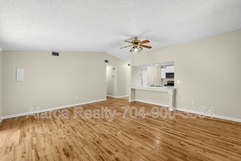 Charlotte House: 2535 Nickelridge Ct