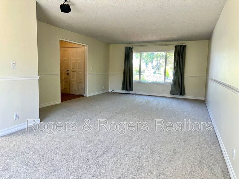 San Jose House: 276 Moraga Way