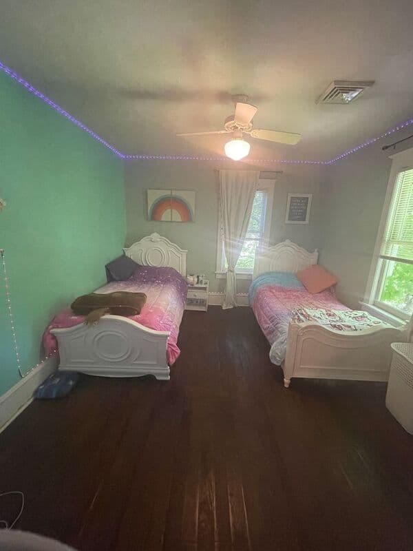 Stroudsburg House: 528 Lindbergh Avenue