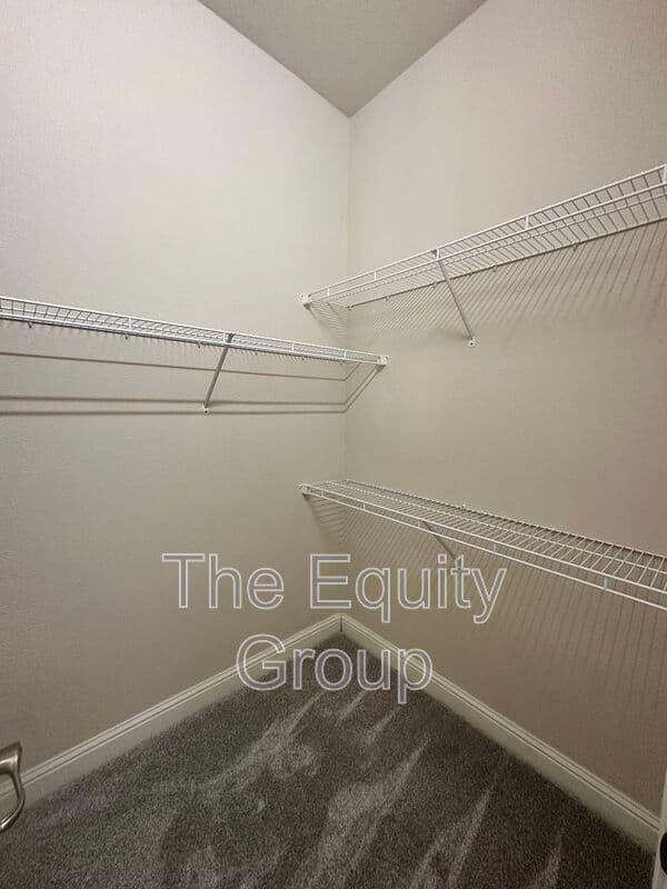 Visalia House: 239 North Preston St