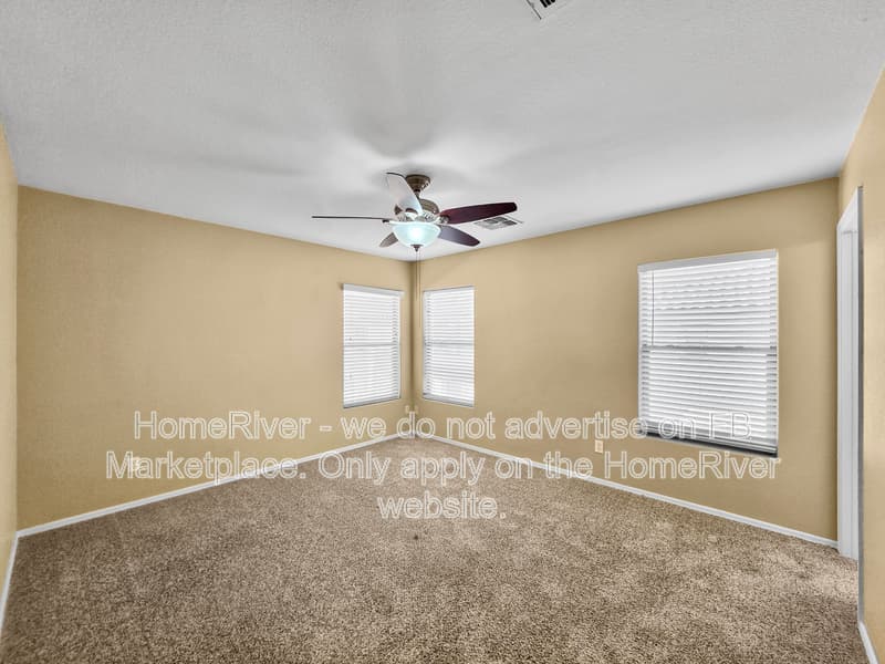 Laveen House: 6435 W Sophie Ln