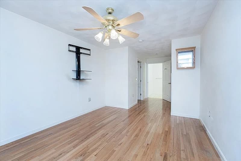 Peabody Condo: 107 Foster St