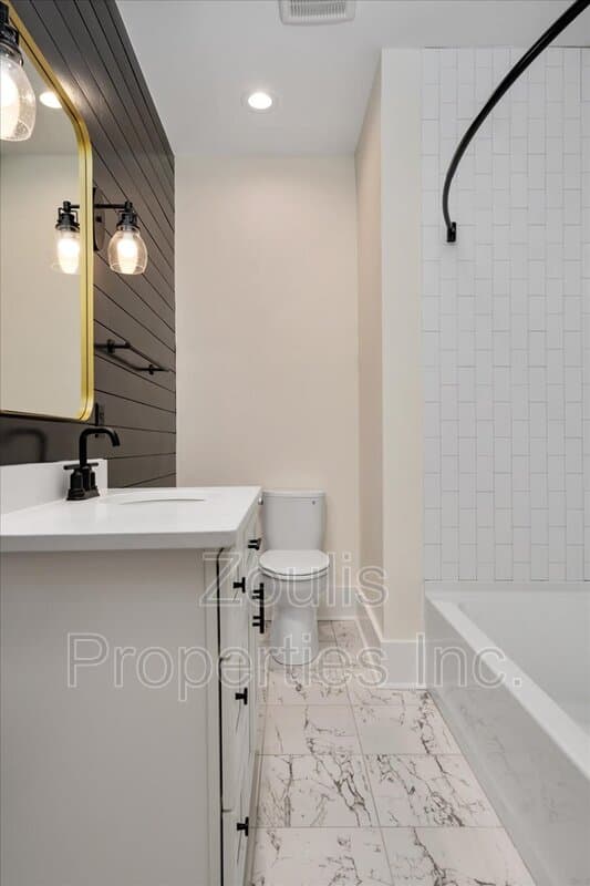 Baltimore Condo: 631 S Broadway - APT 202 - 1