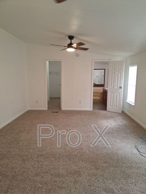 Cave Springs House: 910 Sands Rd