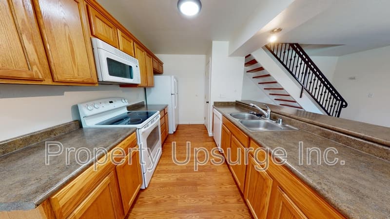 Redding Apartment: 3220 C St