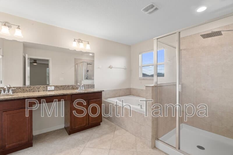 Hudson House: 13740 Newport Shores Dr