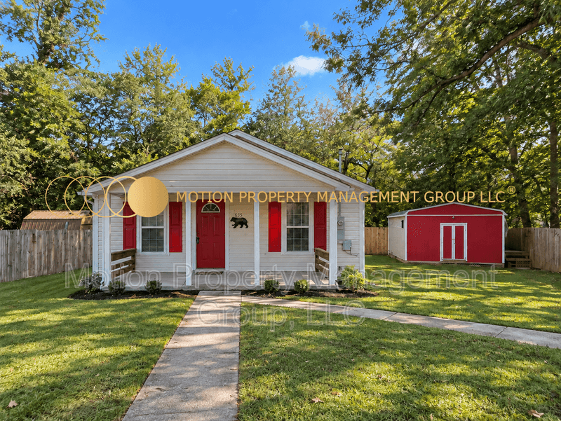 Cleveland House: 635 Ledford Rd NE