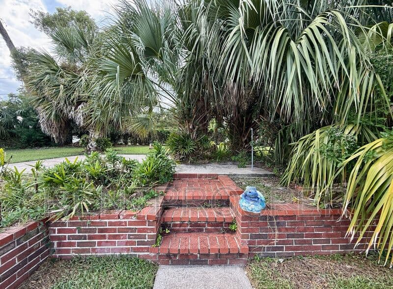 Altamonte Springs House: 914 Little Bend Road